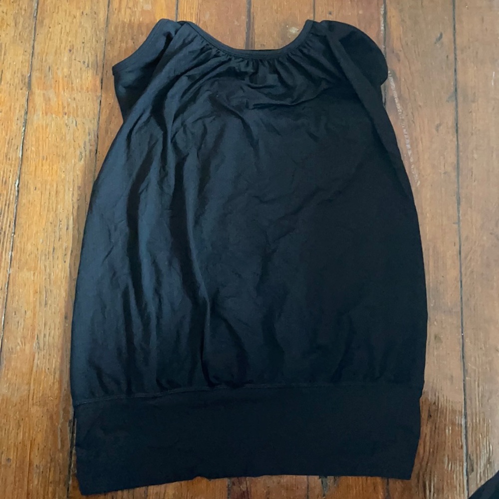 Black Lululemon tank with built in bra